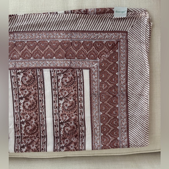 Julia Amory Pareo - Picture 1 of 1